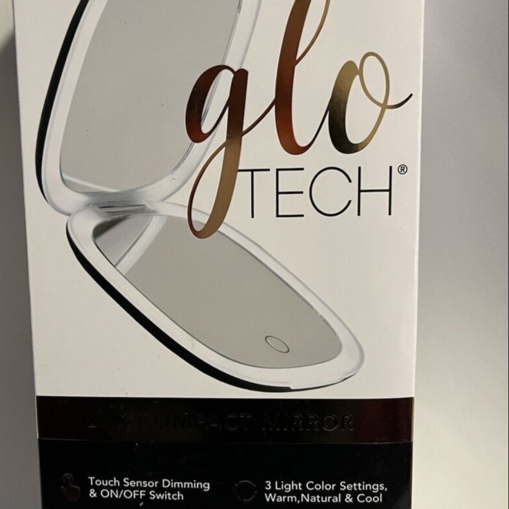 Glo Tech Compact Mirror with Touch Sensor